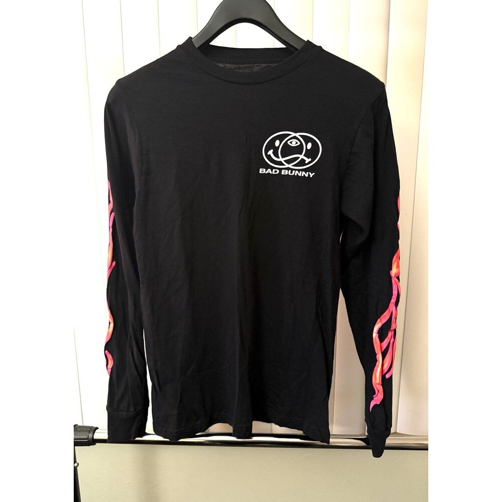 Men’s Bad Bunny & Flames Black Graphic Long Sleeve T-Shirt Size Medium